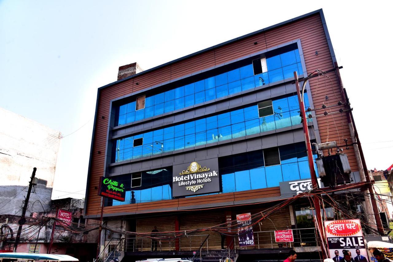 Hotel Vinayak Лакхнау Экстерьер фото
